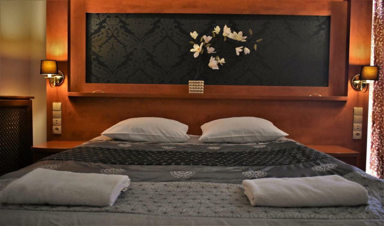 Hotel Zlote Deby วอร์ซอ ภายนอก รูปภาพ