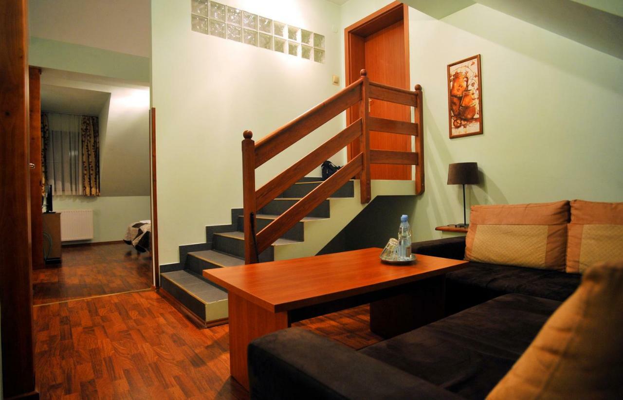 Hotel Zlote Deby วอร์ซอ ภายนอก รูปภาพ